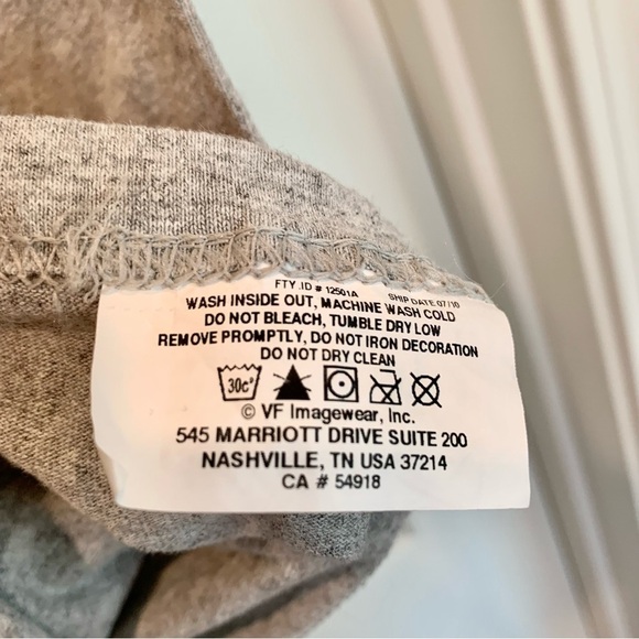 San Francisco Giants 2010 World Series Champions Graphic Tee T-Shirt - Picture 5 of 5